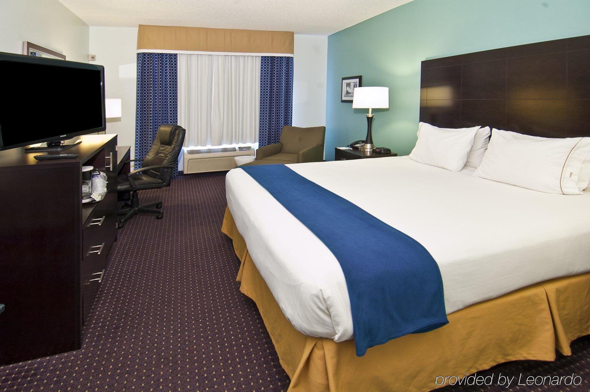 Holiday Inn Express & Suites Plant City By Ihg Exterior foto